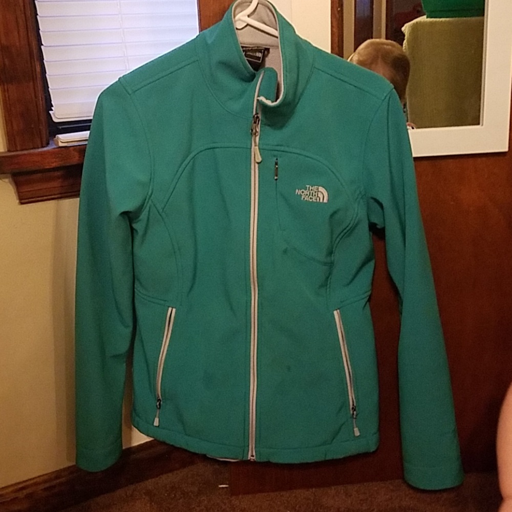 Medium teal north face coat